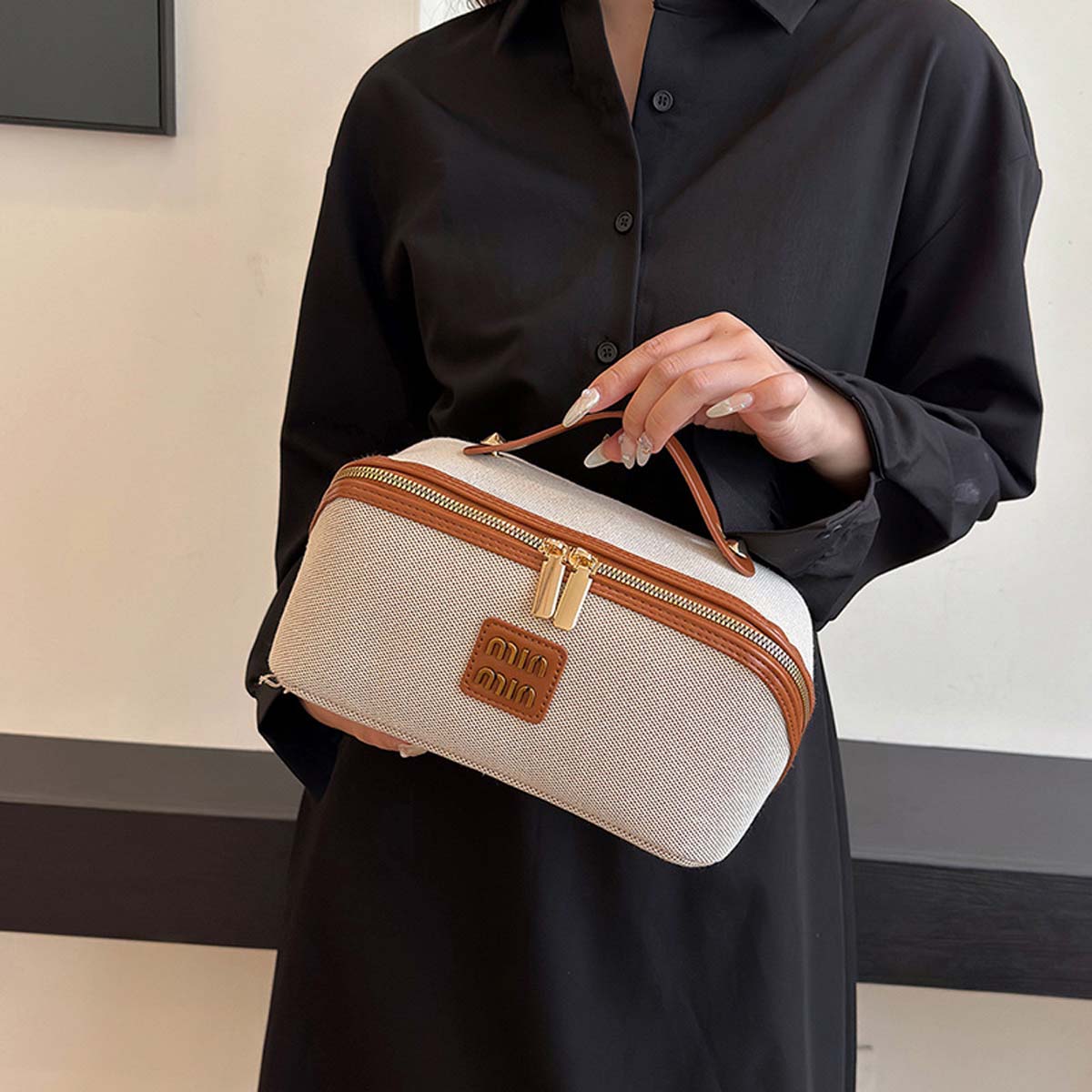 Makeup bag - Retro light luxur - Luxury High End Skincare ulasan dan harga