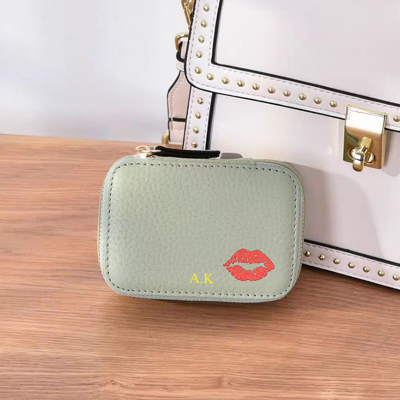 Luxury Cowhide Woman Lipstick  - Luxury Skincare Box ulasan dan harga